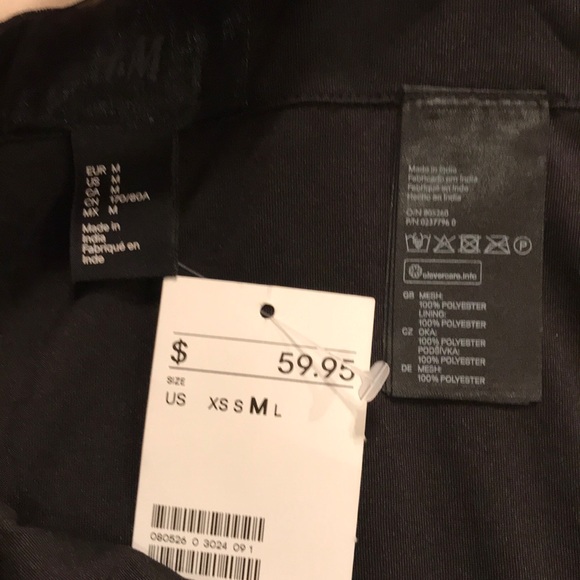 H&M mini skirt - Picture 5 of 8